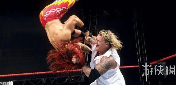 WWE29位恐怖形象的巨星 我红魔凯恩竟然屈居第二!