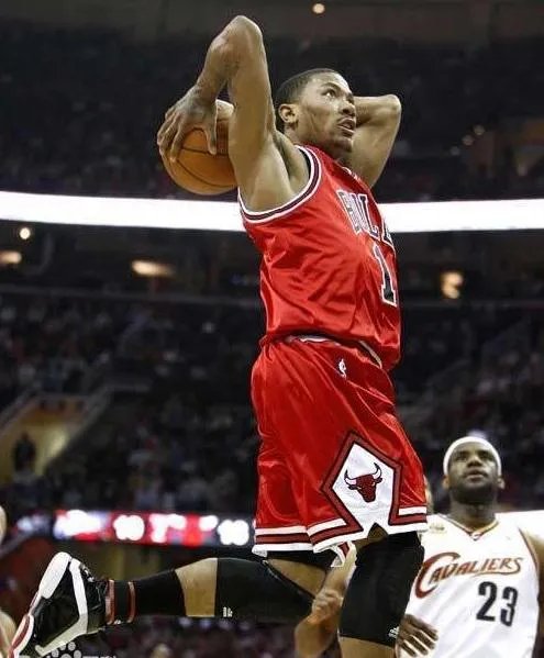 有哪些签了底薪后在下一年拿了大合同的nba球员?