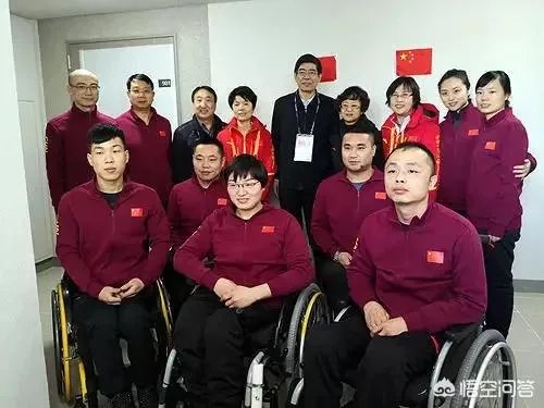 残奥会中国轮椅冰壶队取得历史首金,为国争光!你怎么看?