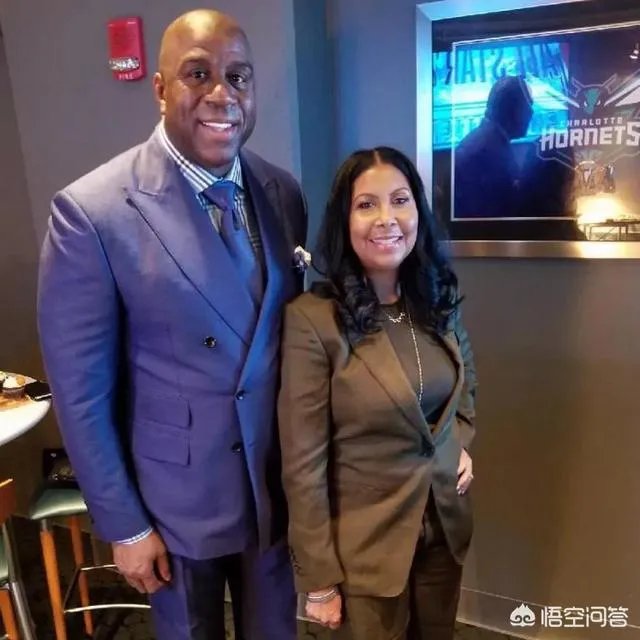 魔术师辞去湖人总裁一职,他儿子EJ约翰逊却成为时尚超人收入不菲,你怎么看这父子俩?