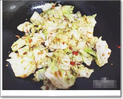 手撕包菜的做法 家常