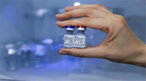 接种中国新冠疫苗巴西女护工意外走红,中国的疫苗是凭什么走出国门的?