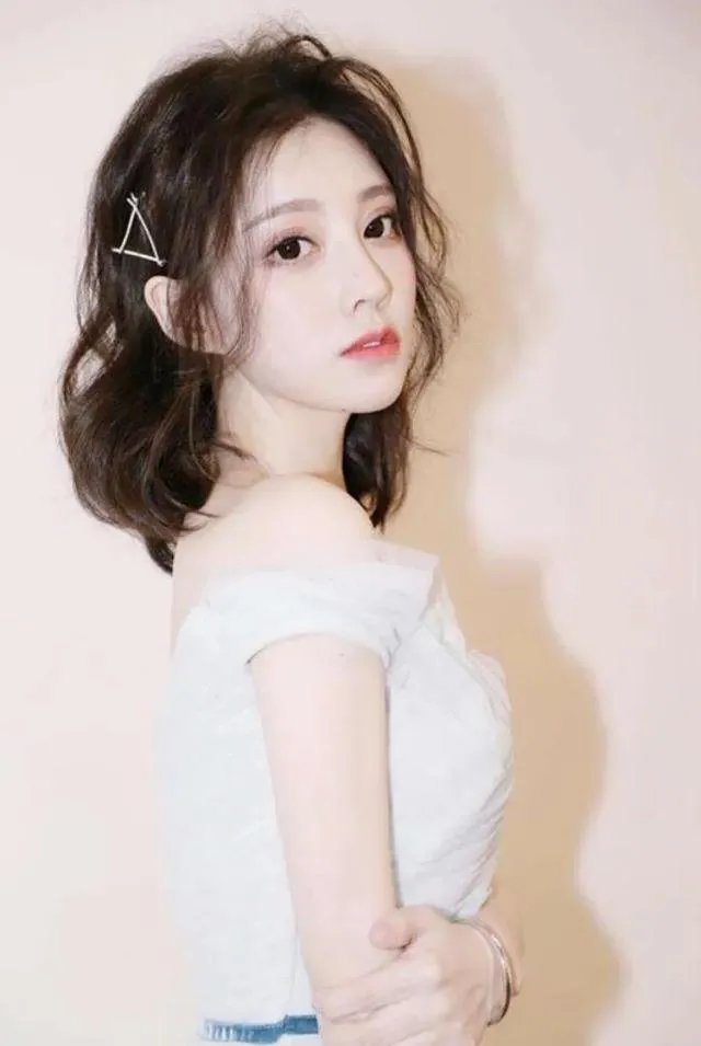 如何评价冯提莫?