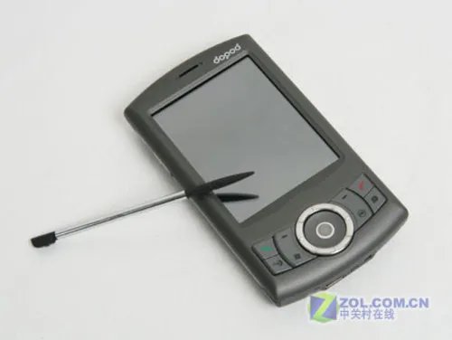 智能小人再缩水 HTC多普达P800W小降120