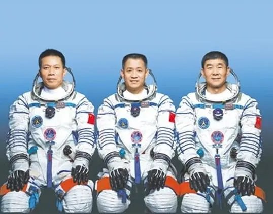 天宫空间站什么时候出舱,说是月底,这不就月底了吗?