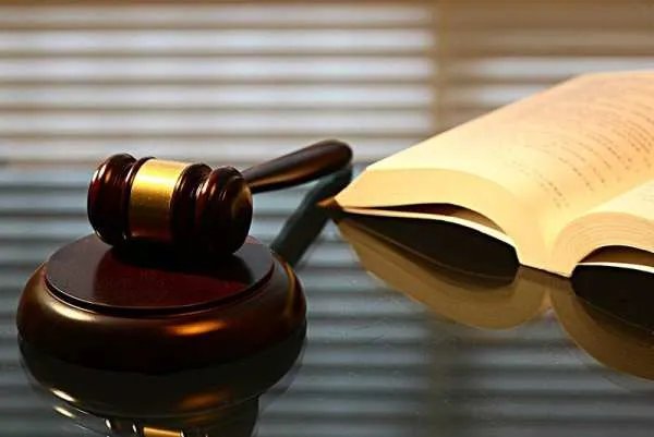 李心草案件前期调查取证过程中是否有履职不到位的情况?