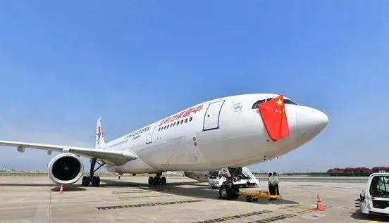 东航MU5735坠毁这么长时间,到现在有哪些未解之谜?