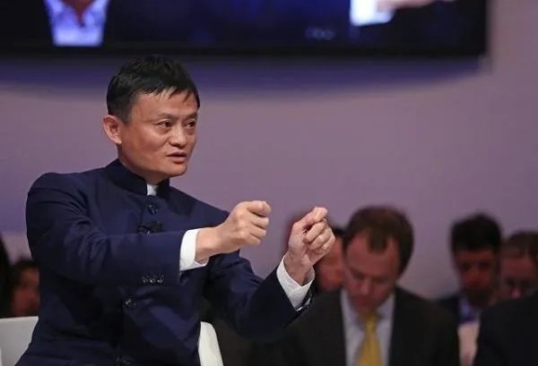 如果马云和王健林都开演唱会,谁会更受欢迎?
