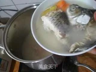 红萝卜鲩鱼汤