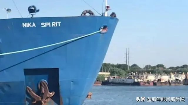 乌克兰扣押俄罗斯一艘油轮,普京还会释放扣押的乌克兰舰艇和海军官兵吗?