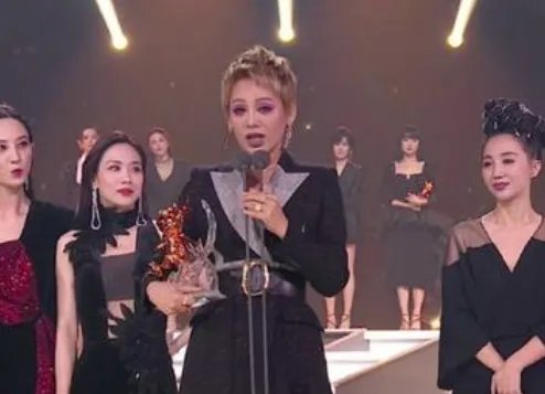 乘风破浪姐姐最后七人团名单都有谁?