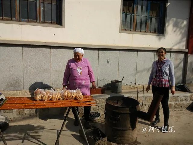 农村没有退休金的老人,该怎么办?
