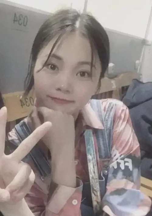 四川女大学生黄雨蒙是如何失联的,在什么地方失联的?