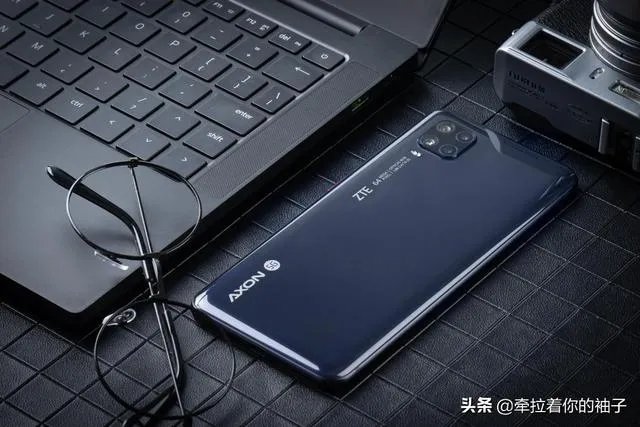 中兴是个大公司,为什么国内很少看到有人用中兴手机?