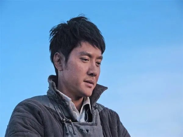 冯绍峰的人品不怎么样,赵丽颖为什么还和他结婚,不怕以后的日子吗?