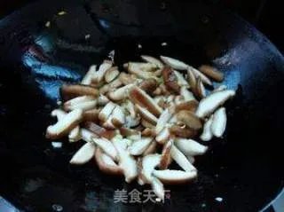 香菇炒鸡蛋