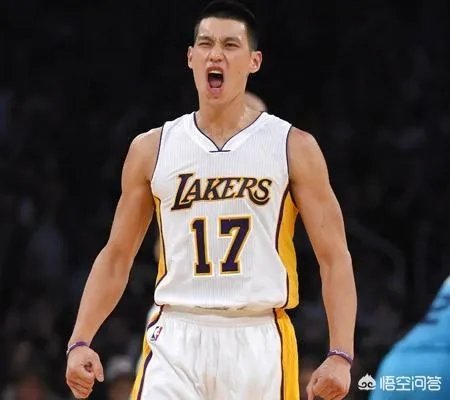 NBA自由市场开放许久,林书豪无人问津,在台湾演讲时几度落泪,大家怎么看待此事?