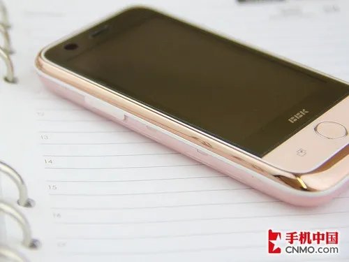 时尚互联网音乐手机 步步高i710评测