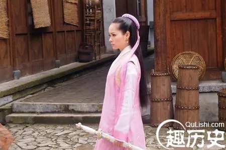 笑傲江湖仪琳是怎么样的人？如何评价仪琳
