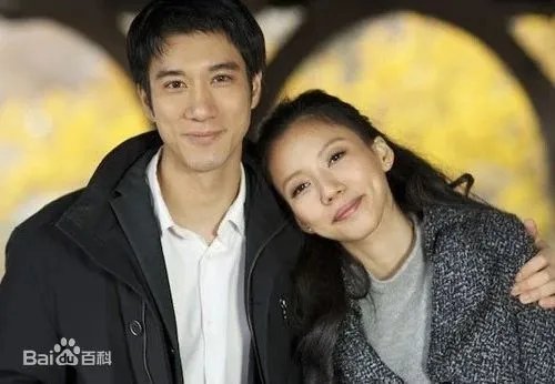 王力宏回应离婚 已提交申请但永远是一家人