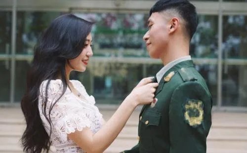 江西一男子破坏军婚被批捕,他会受到什么惩罚?