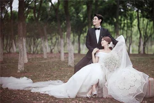 2018成都哪家婚纱摄影好  成都前十名口碑好的婚纱影层推荐