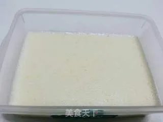 自制蛋黄牛奶冰激凌