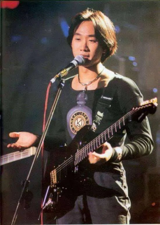 黄家驹复活版中国好歌曲怎么回事