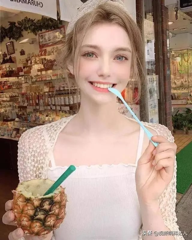 如果芭比娃娃要拍真人电影,全球范围内选角,你认为有哪些演员可以胜任这一角色?