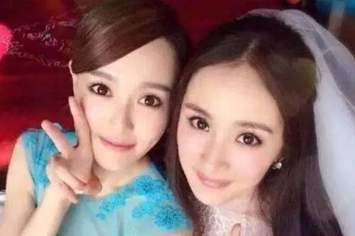 杨幂和唐嫣是好闺蜜，但是现在怎么不来往了？