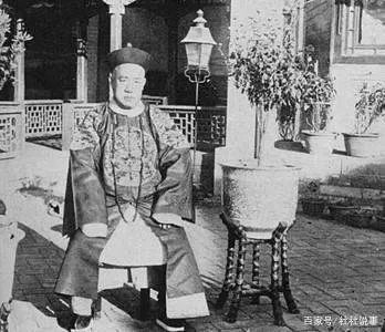 川岛芳子的胞妹格格,人生经历有多么的坎坷曲折?