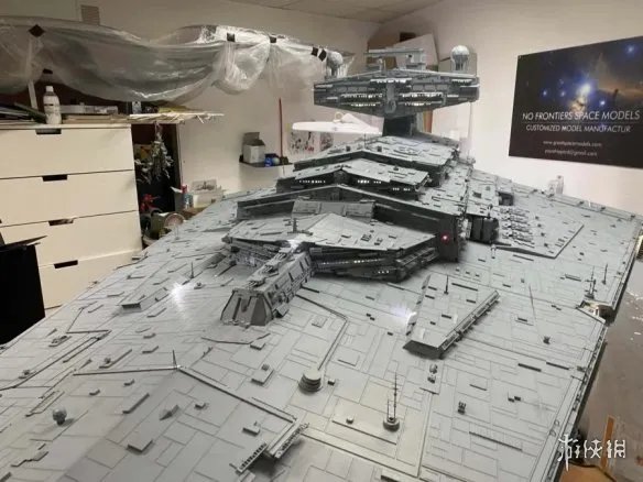 3米长歼星舰！大神3000小时还原《星球大战》超级武器