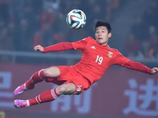 国足1:0战胜乌兹别克斯坦,你怎么评价武磊的表现?