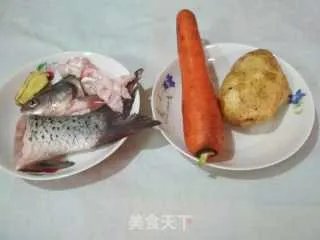 红萝卜鲩鱼汤