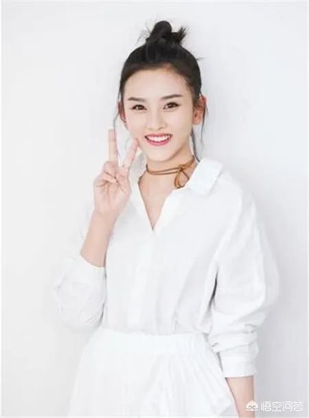 宋祖儿甜美形象霸屏,怎样才能像她一样穿出青春活力范儿?