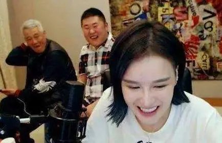 为什么现在没有赵本山的消息了?
