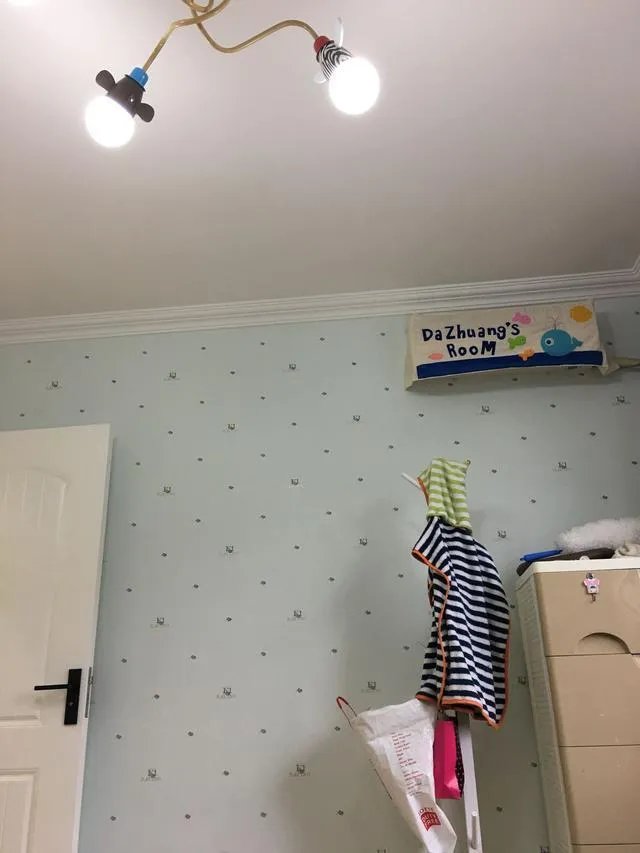 翻新68平米老旧二手房,反差太大,婆婆以为走错门