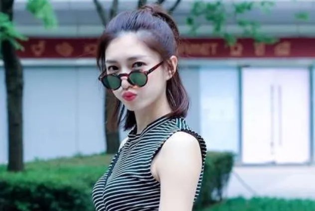 江疏影发文感谢关晓彤是怎么回事？