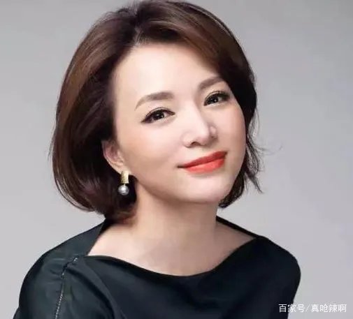 “央视一姐”董卿的工资曝光,网友直呼这也太多了,到底有多少钱?