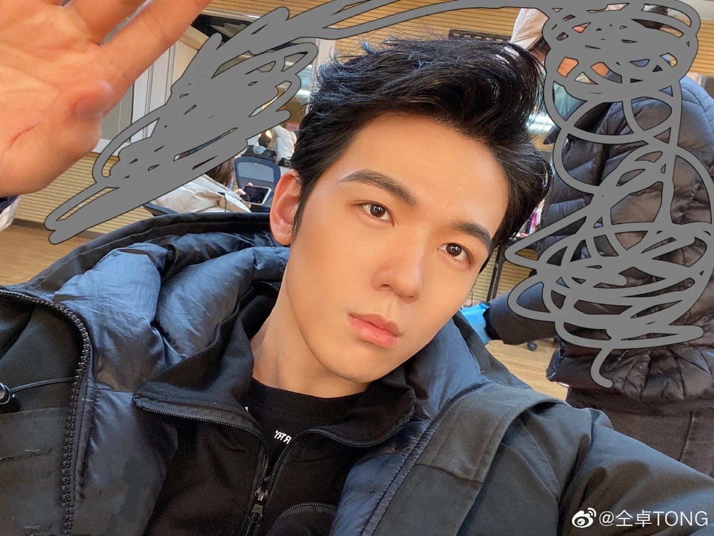 仝卓事件,为何姚晨会躺枪?