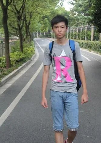 网传左溢和陈子仪接吻照曝光?揭秘左溢陈子仪傲人的成功路