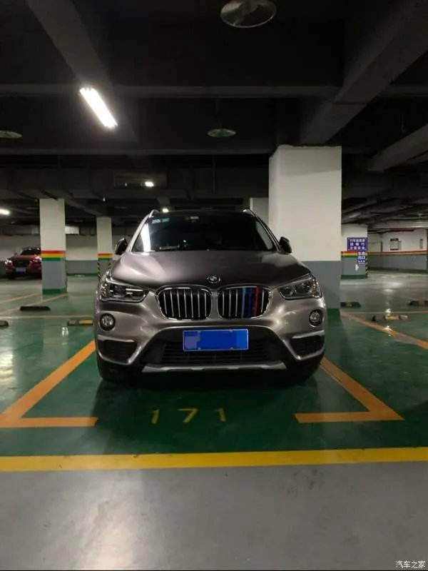 宝马X1用车两年多发点图片吧,浅谈感受