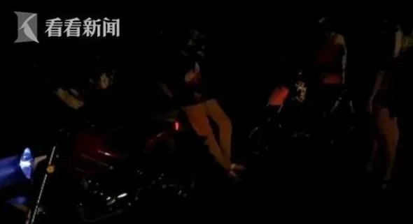 开摩托车高速路逆行狂奔称即将高考欲减压是怎么回事?