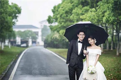 2018成都哪家婚纱摄影好 成都前十名口碑好的婚纱影层推荐