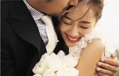 沈阳拍婚纱照哪家好 沈阳婚纱影楼推荐