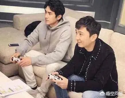 网曝王思聪李易峰同游日本“易根葱”组合正式出道,对此你怎么看?