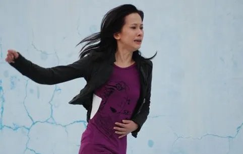 爱在屋檐下的结局海宜的结局是什么？她有和程远志在一起吗？