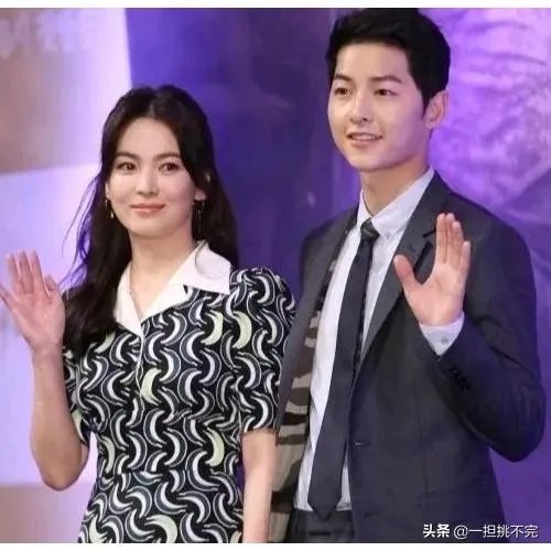 宋仲基和宋慧乔也离婚了,为什么娱乐圈很多被看好的夫妻都离婚了?