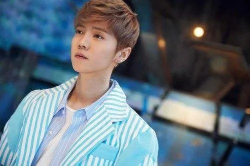 黄子韬和鹿晗以前是同一个团的,他们的关系怎样?