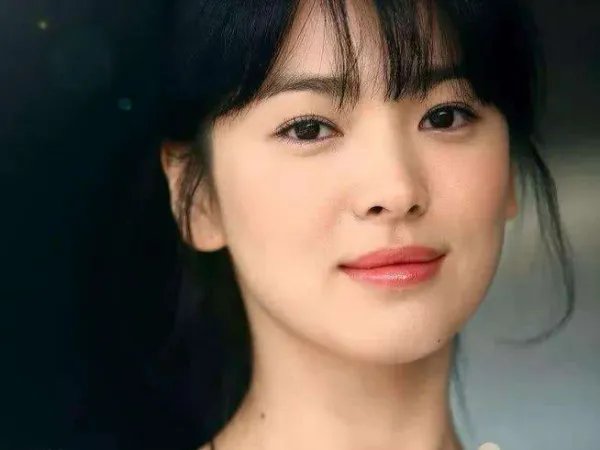 韩明星离婚竟是被中国媒体先爆出!矢口否认后终亲自打脸!宋慧乔有多爱玩?